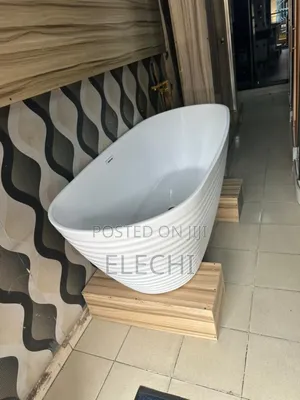 New Design Acrylic Bathtub