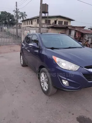 Hyundai Tucson Limited AWD 2012 Blue