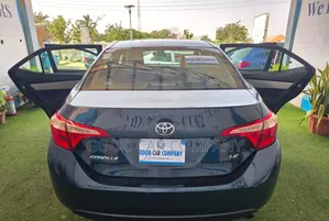 Toyota Corolla 2018 Black