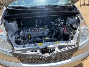 Toyota Yaris 2005 Silver