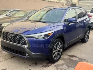 Toyota Corolla Cross 1.8 Petrol AWD 2022 Blue