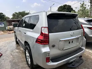 Lexus GX 460 2011 Silver