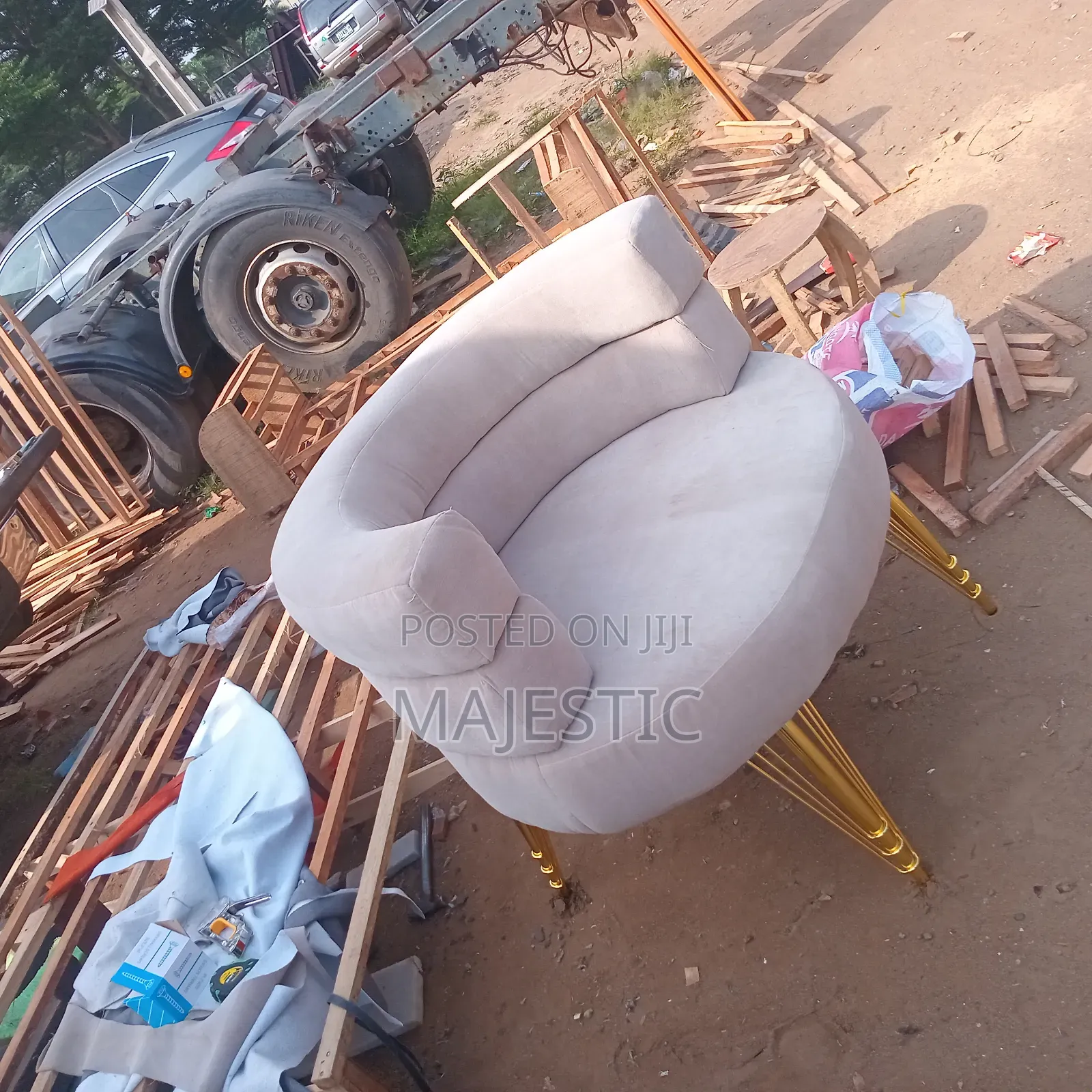 Single Sofa