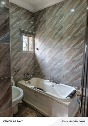 4bdrm Duplex in Scc According, Ushafa for rent