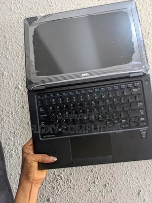 Laptop Dell Latitude E7240 8GB Intel Core i5 SSD 256GB