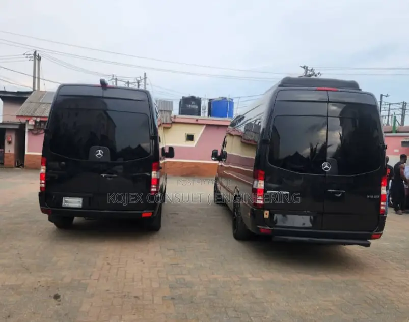 Mercedes-Benz Sprinter 2016 Black