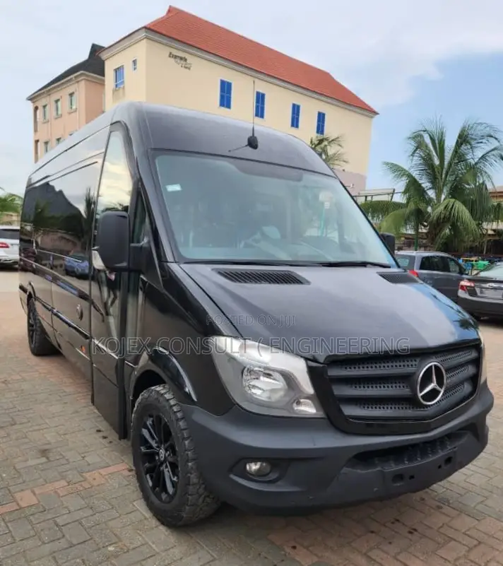 Mercedes-Benz Sprinter 2016 Black