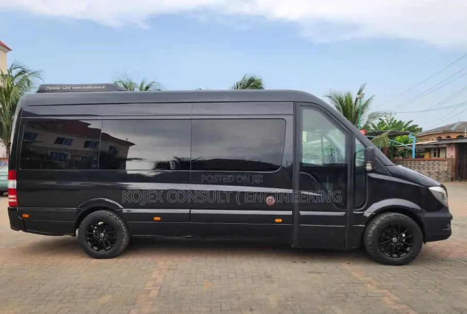 Mercedes-Benz Sprinter 2016 Black