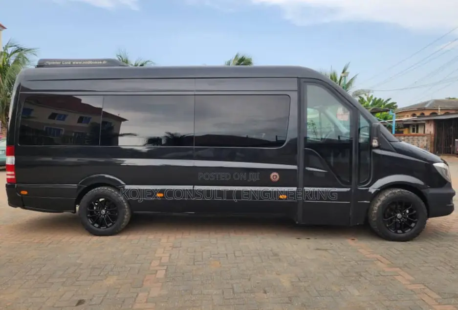 Mercedes-Benz Sprinter 2016 Black