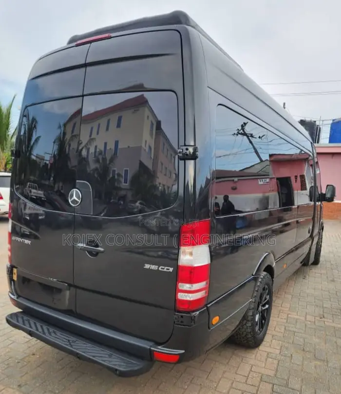 Mercedes-Benz Sprinter 2016 Black