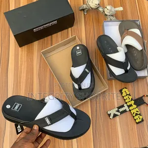 Skechers Slippers Collections