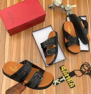 Valentino Garavani Flip-Flop