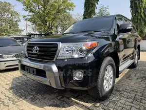 Toyota Land Cruiser 2014 Black