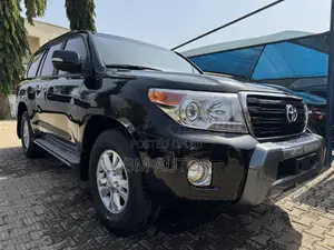 Toyota Land Cruiser 2014 Black