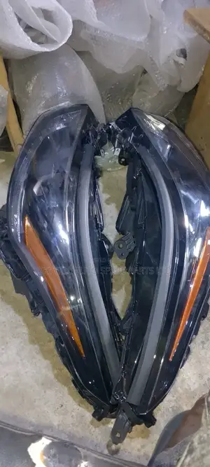 Set Of Head Lamp For Toyota Highlander 2020