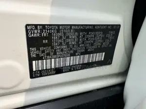 Toyota Venza XLE AWD 2023 White