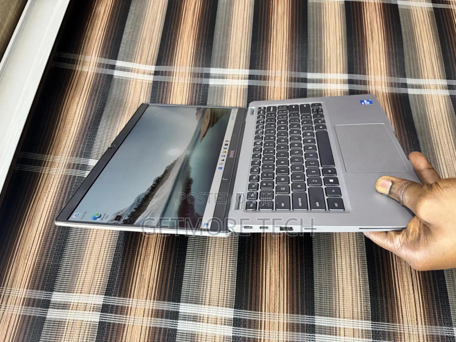 Laptop Dell Latitude 5320 8GB Intel Core i5 SSD 512GB