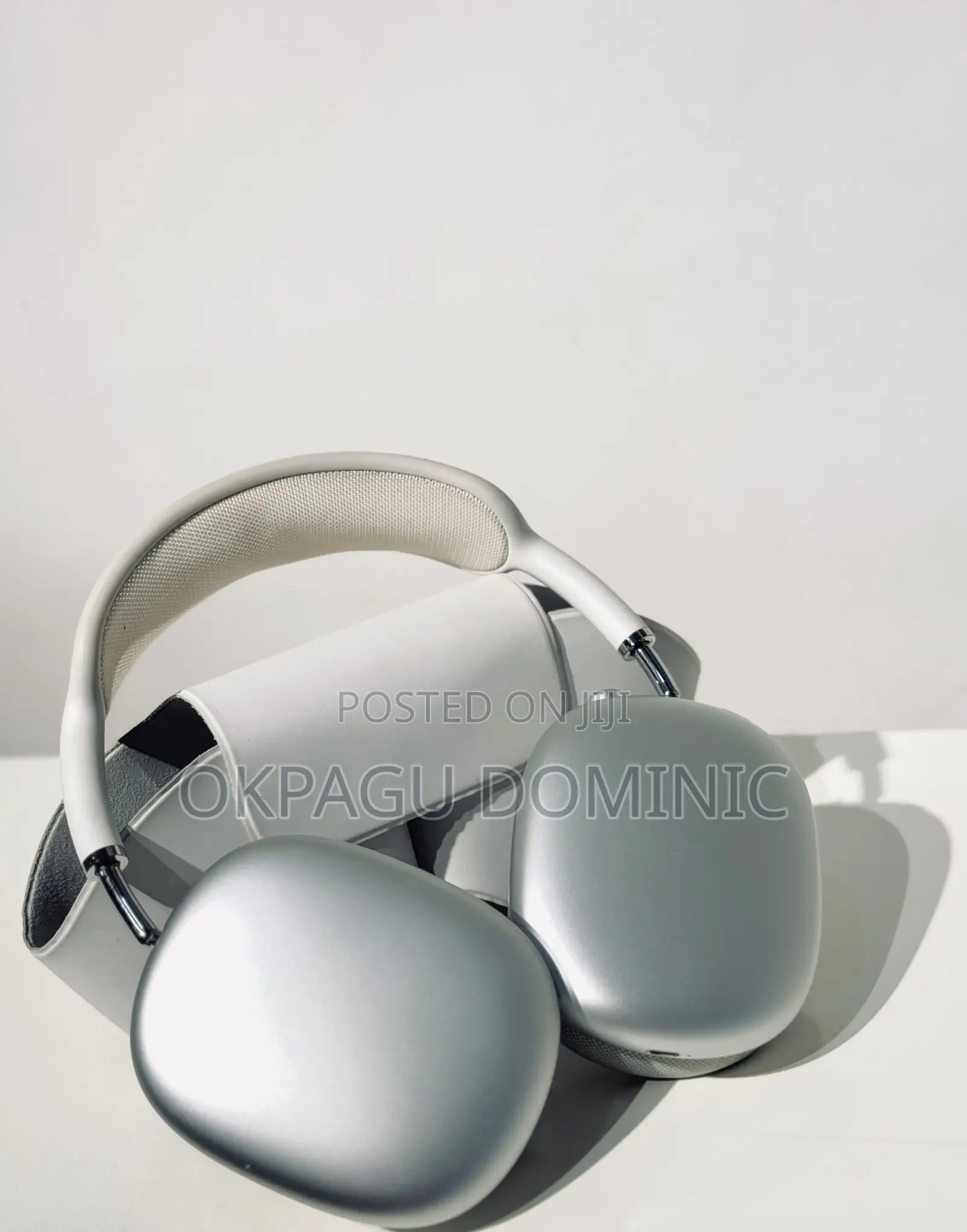 Apple Airpod Max Lightning iPhone Type C to iPhone