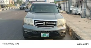 Honda Pilot LX 4dr SUV 4WD (3.5L 6cyl 5A) 2010 Gray