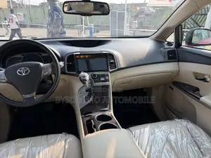 Toyota Venza V6 2010 Red