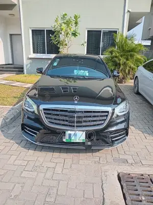 Mercedes-Benz S-Class 2018 Black