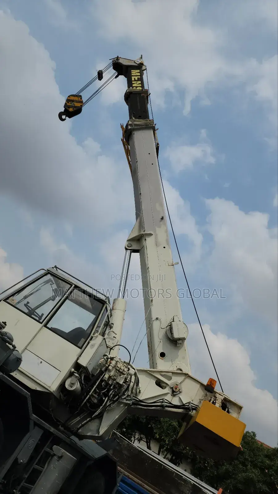 Foreign Used Motorized Rough Terrain Crane 20 Tons