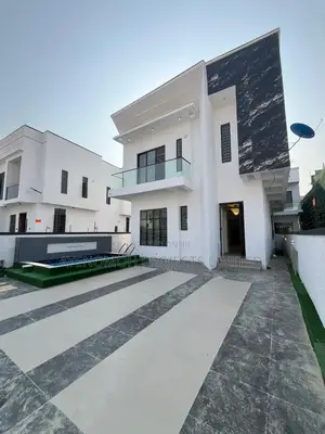 5bdrm Duplex in Ikota Gra for sale
