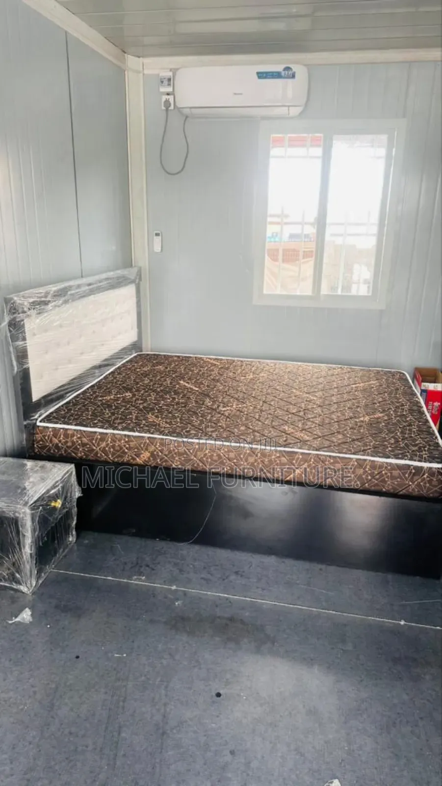 Contemporary 5 by 6 Bedframe Design