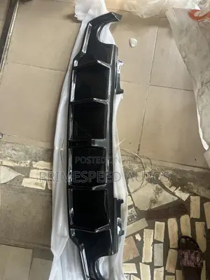 Back Bumper Spoiler With Light Is250 2010 ( Fibre )