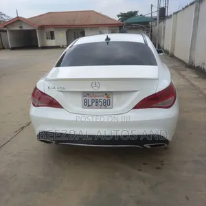 Mercedes-Benz C-Class C 250 (C205) 2019 White