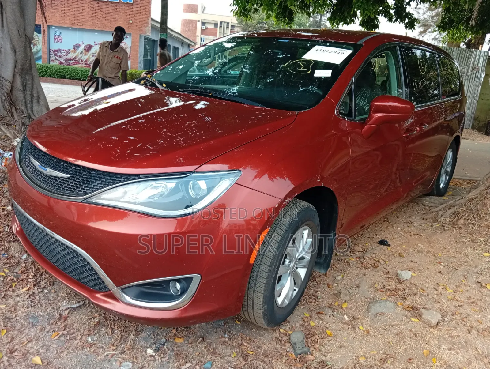 Chrysler Pacifica 2018 Brown