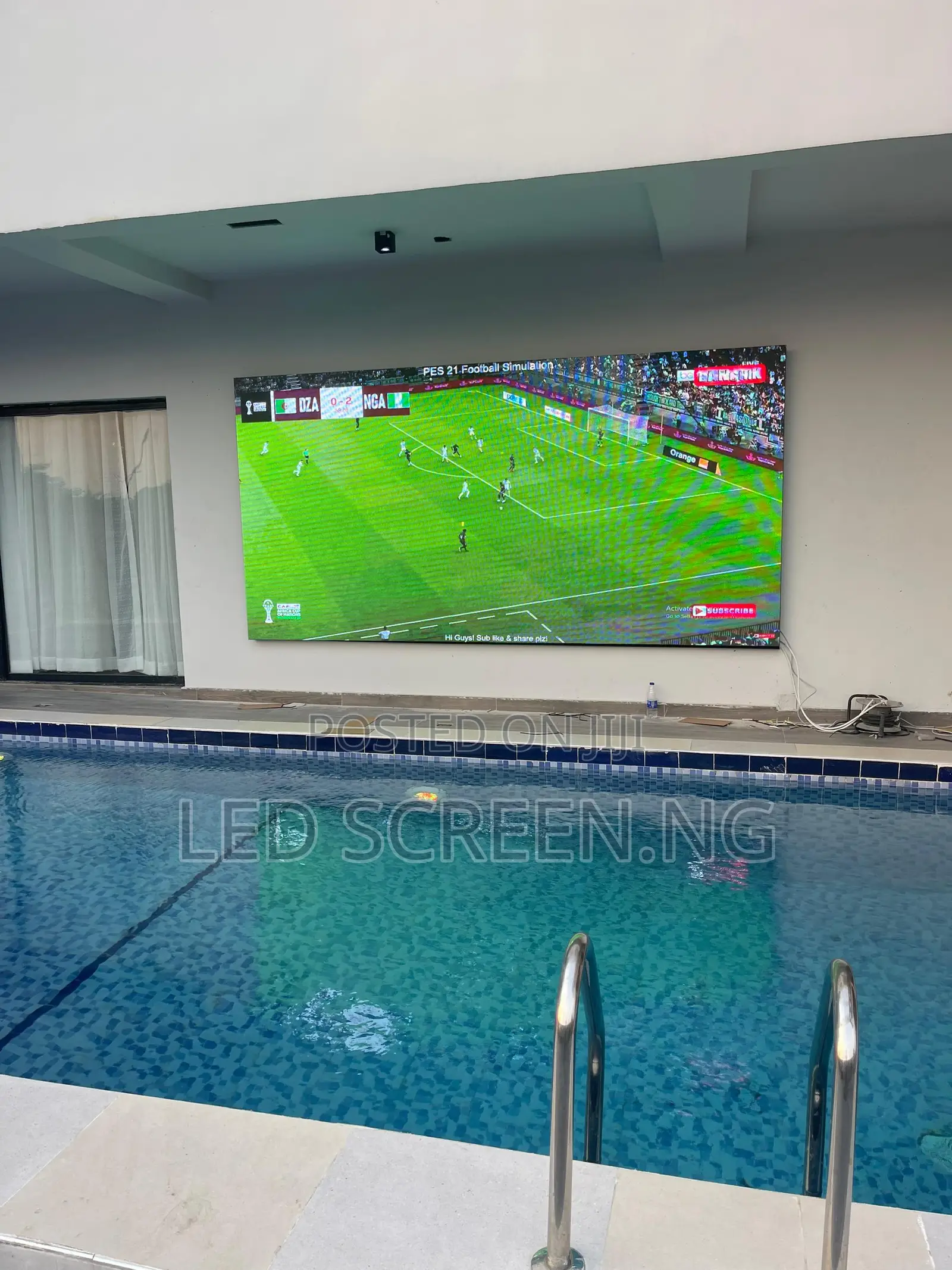 Crystal Clear Pool Side Led Screen – Outdoor Grade