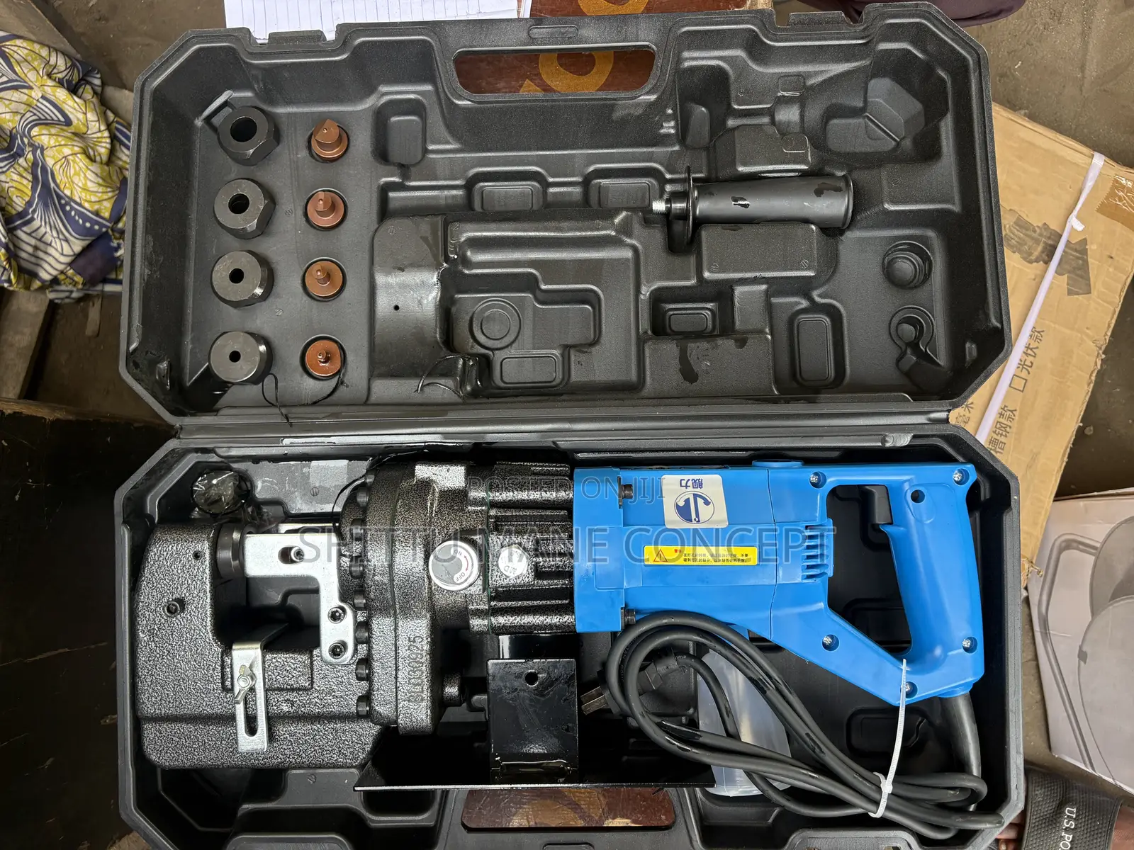 Hydraulic Punching Machine - Eletric Powered
