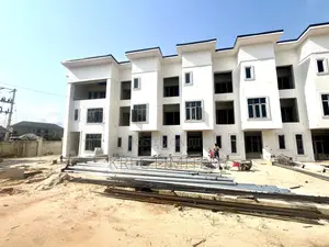 4bdrm Duplex in Krec Limited, Rumuahalu for sale