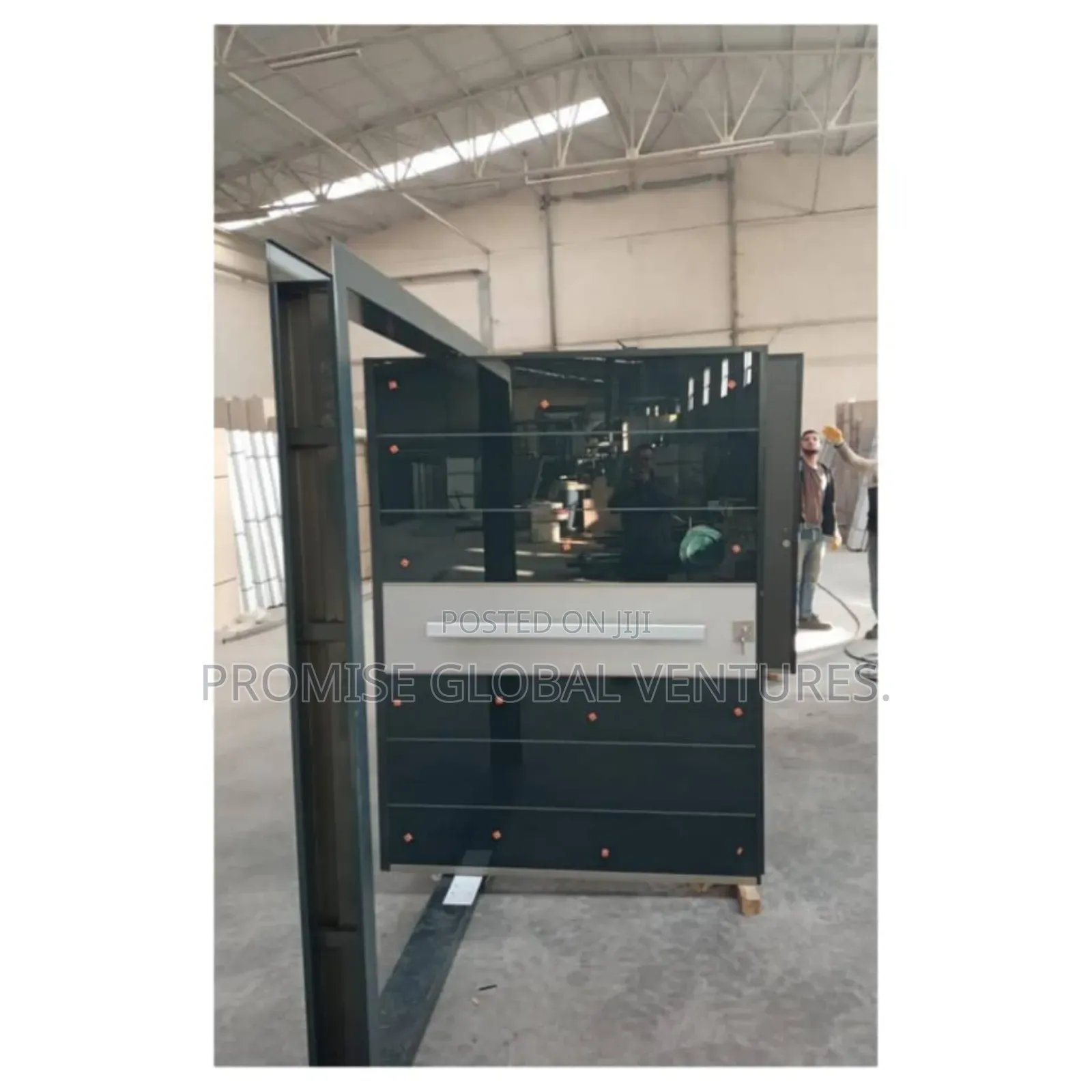 4ft Pivot Door