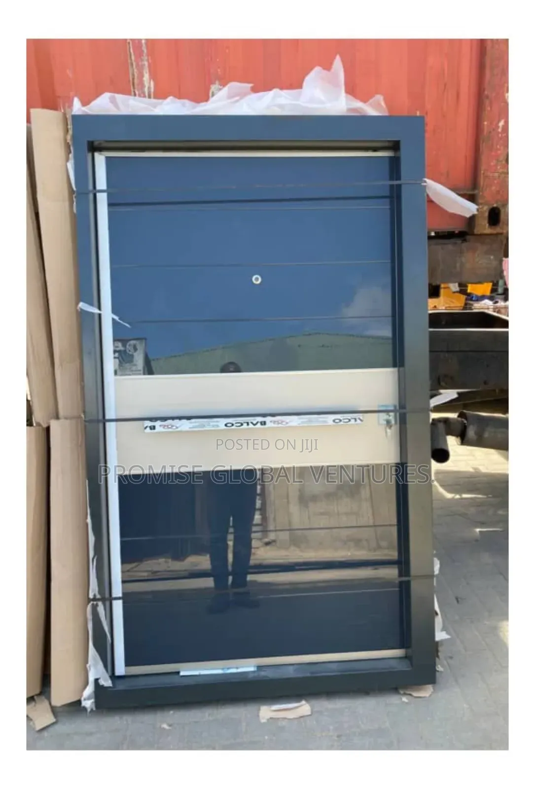 4ft Pivot Door