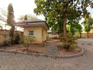 7bdrm House in Jabi for rent