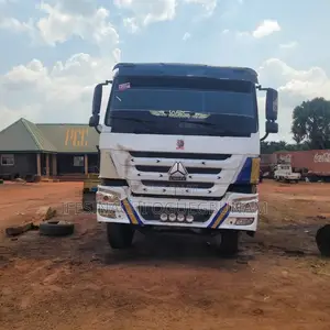 Sinotruck Howo 2015 White