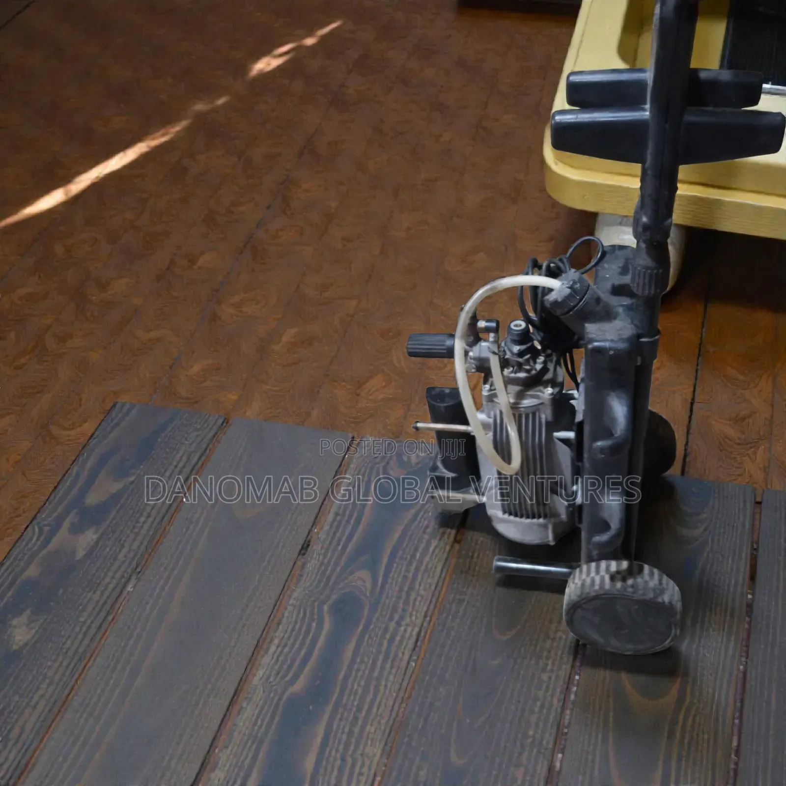 Challenge Xtreme High Pressure Washer With Soap Container