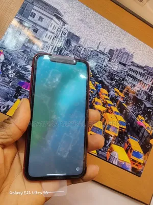 Apple iPhone XR 128 GB Red