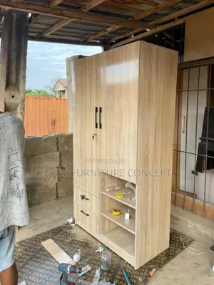 Standard 4x6 Standing Wardrobe