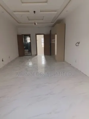 2bdrm Apartment in Lekki Phase 1 for rent