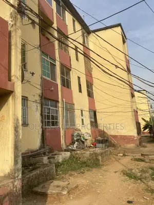 2bdrm Block of Flats in Wuse Zone 5 for sale