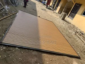 Automatic Swimmpool Deck Cover