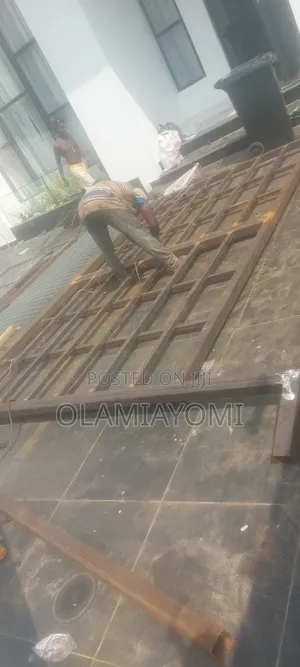 Automatic Swimmpool Deck Cover With Wpc And Opening Machine