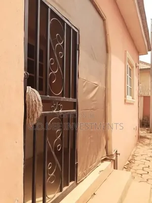 4bdrm Bungalow in Off Ago-Palace Way for sale