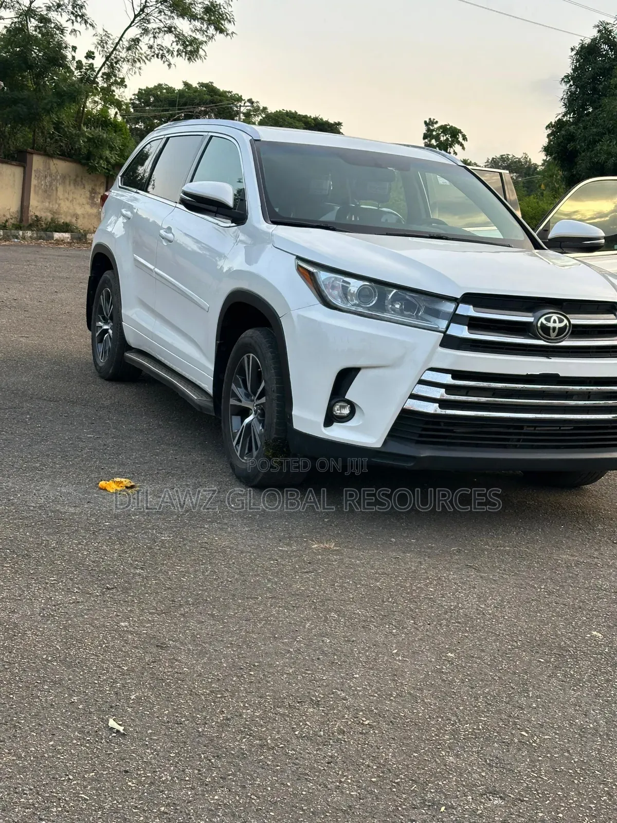 Toyota Highlander SE 2019 White