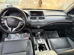 Honda Accord Crosstour EX-L AWD 2011 Gray