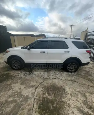 Ford Explorer XLT 4dr FWD (2.0L 4cyl 6A) 2013 White