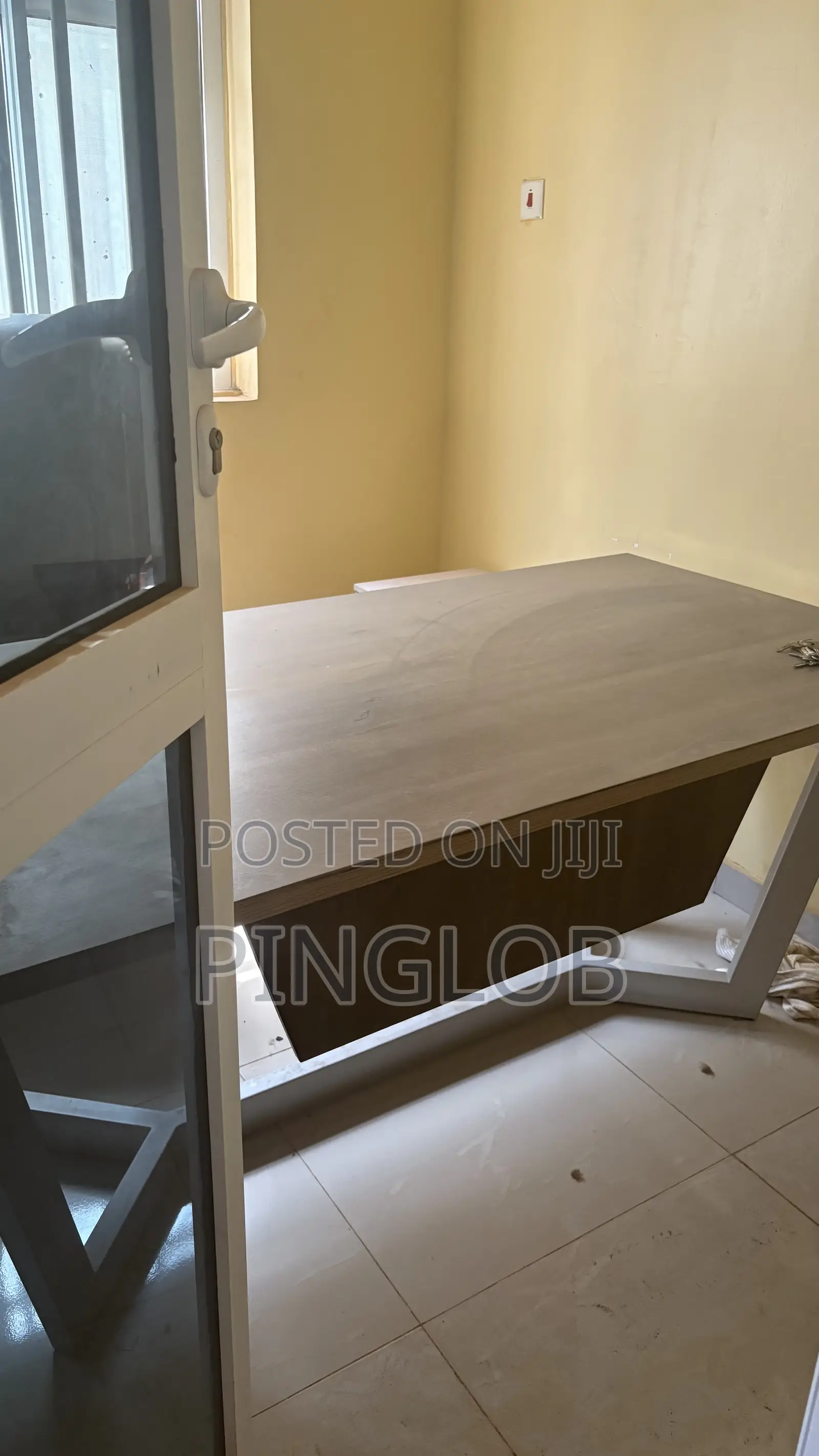 Executive Table
